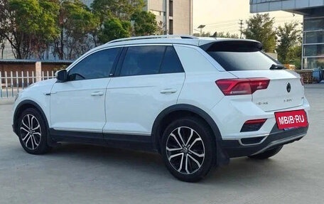 Volkswagen T-Roc I, 2021 год, 1 450 000 рублей, 4 фотография