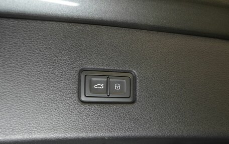 Audi Q8 I, 2023 год, 12 900 000 рублей, 25 фотография