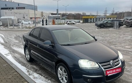 Volkswagen Jetta VI, 2008 год, 650 000 рублей, 2 фотография