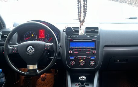 Volkswagen Jetta VI, 2008 год, 650 000 рублей, 13 фотография