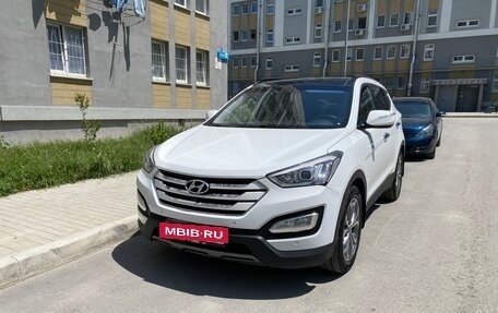 Hyundai Santa Fe III рестайлинг, 2013 год, 2 050 000 рублей, 2 фотография