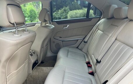 Mercedes-Benz E-Класс, 2015 год, 2 300 000 рублей, 4 фотография