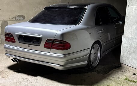 Mercedes-Benz E-Класс, 1997 год, 750 000 рублей, 8 фотография