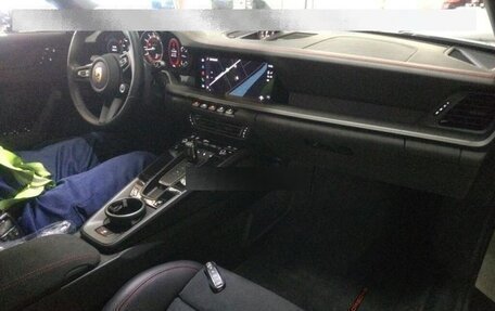 Porsche 911, 2024 год, 15 220 000 рублей, 5 фотография