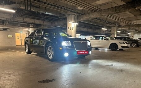 Chrysler 300C II, 2005 год, 1 300 000 рублей, 1 фотография