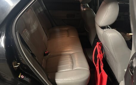 Chrysler 300C II, 2005 год, 1 300 000 рублей, 6 фотография