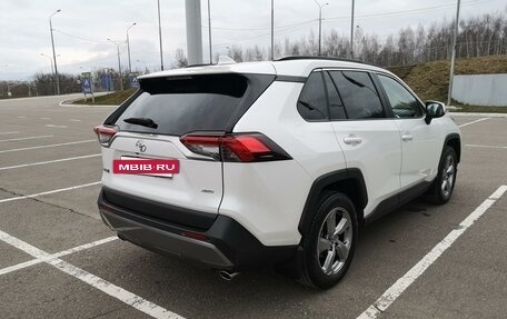 Toyota RAV4, 2021 год, 3 400 000 рублей, 3 фотография