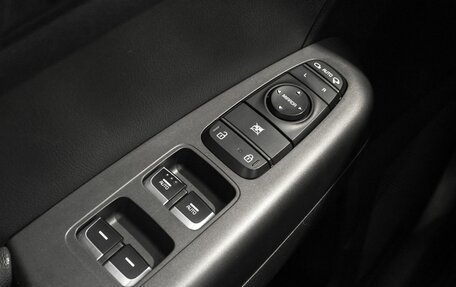 KIA Sportage IV рестайлинг, 2020 год, 2 290 000 рублей, 7 фотография