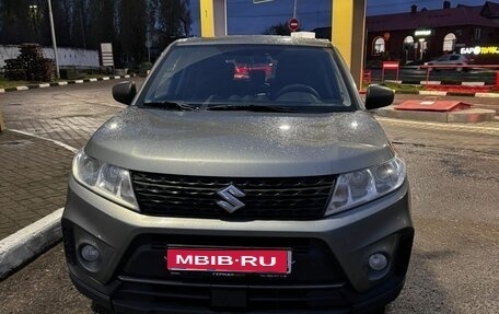 Suzuki Vitara II рестайлинг, 2020 год, 1 810 000 рублей, 1 фотография