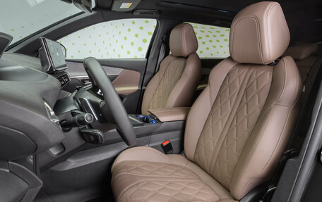 Peugeot 5008 II, 2024 год, 4 699 000 рублей, 6 фотография