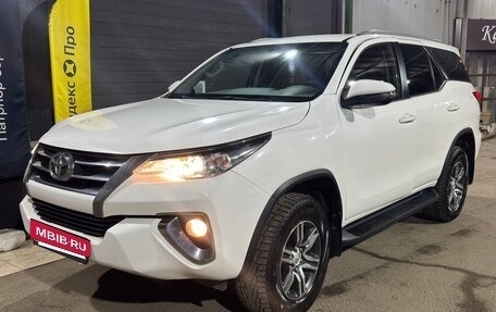 Toyota Fortuner II, 2018 год, 3 339 339 рублей, 2 фотография