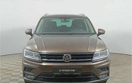 Volkswagen Tiguan II, 2017 год, 2 150 000 рублей, 2 фотография