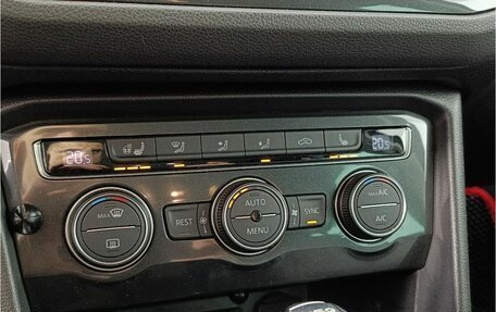 Volkswagen Tiguan II, 2017 год, 2 150 000 рублей, 10 фотография