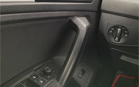 Volkswagen Tiguan II, 2017 год, 2 150 000 рублей, 14 фотография