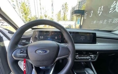 Ford Escort, 2022 год, 1 490 000 рублей, 10 фотография