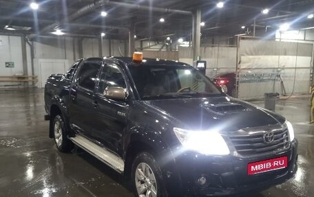 Toyota Hilux VII, 2014 год, 2 150 000 рублей, 6 фотография