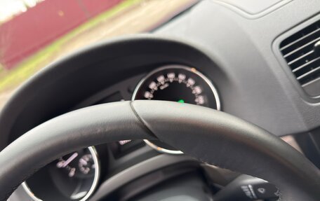 Skoda Yeti I рестайлинг, 2015 год, 1 850 000 рублей, 19 фотография