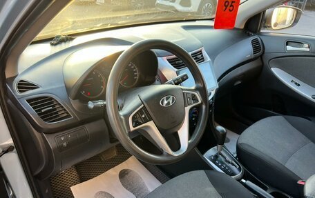 Hyundai Solaris II рестайлинг, 2013 год, 879 000 рублей, 11 фотография