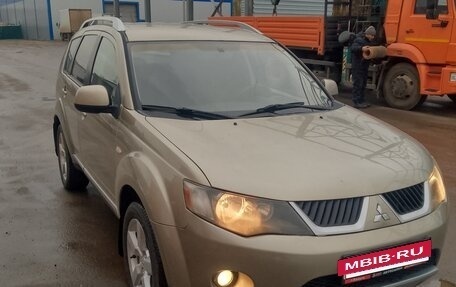 Mitsubishi Outlander III рестайлинг 3, 2008 год, 1 050 000 рублей, 3 фотография
