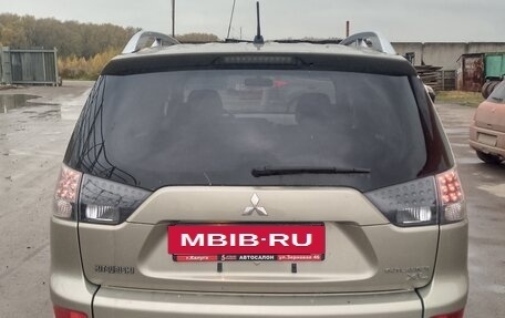 Mitsubishi Outlander III рестайлинг 3, 2008 год, 1 050 000 рублей, 6 фотография