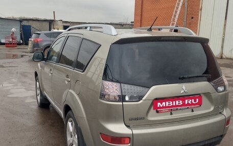 Mitsubishi Outlander III рестайлинг 3, 2008 год, 1 050 000 рублей, 7 фотография