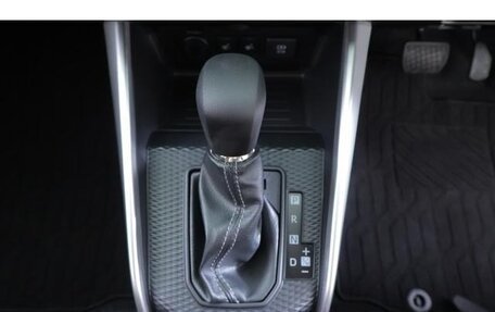 Toyota Raize I, 2022 год, 1 340 000 рублей, 13 фотография