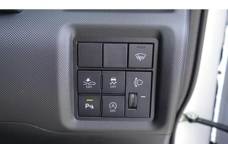 Toyota Raize I, 2022 год, 1 340 000 рублей, 14 фотография