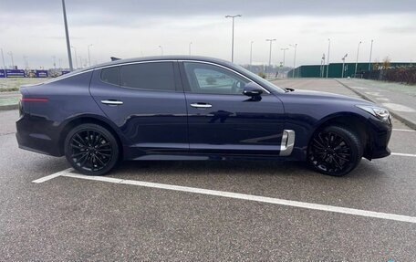 KIA Stinger I, 2018 год, 2 750 000 рублей, 3 фотография