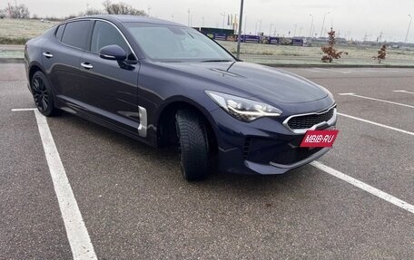 KIA Stinger I, 2018 год, 2 750 000 рублей, 2 фотография