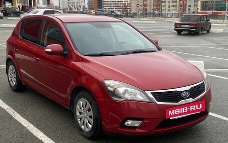 KIA cee'd I рестайлинг, 2010 год, 745 000 рублей, 3 фотография