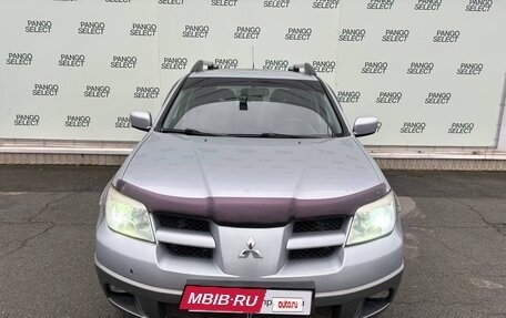 Mitsubishi Outlander III рестайлинг 3, 2004 год, 525 000 рублей, 2 фотография