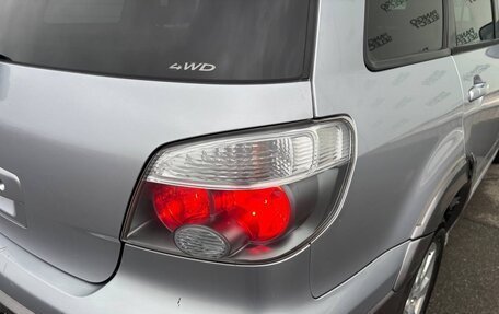 Mitsubishi Outlander III рестайлинг 3, 2004 год, 525 000 рублей, 9 фотография