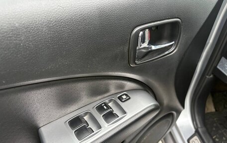 Mitsubishi Outlander III рестайлинг 3, 2004 год, 525 000 рублей, 21 фотография