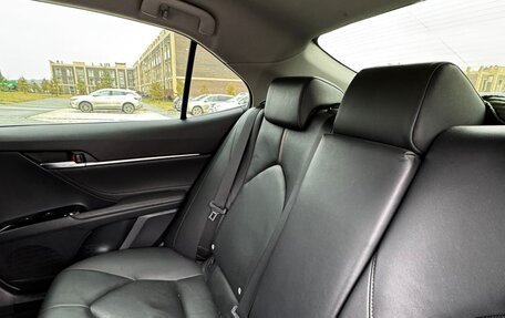 Toyota Camry, 2018 год, 2 800 000 рублей, 7 фотография