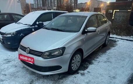 Volkswagen Polo VI (EU Market), 2012 год, 430 000 рублей, 3 фотография