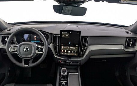 Volvo XC60 II, 2025 год, 7 300 000 рублей, 10 фотография