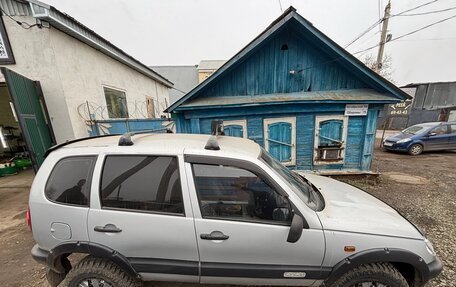 Chevrolet Niva I рестайлинг, 2004 год, 242 000 рублей, 4 фотография
