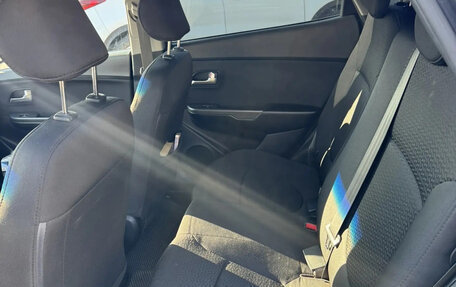 KIA Rio III рестайлинг, 2016 год, 1 100 000 рублей, 30 фотография