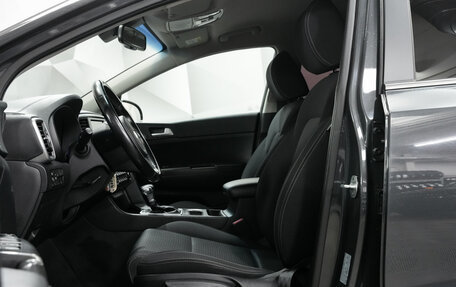 KIA Sportage IV рестайлинг, 2018 год, 2 270 000 рублей, 10 фотография