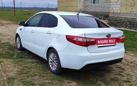 KIA Rio III рестайлинг, 2013 год, 620 000 рублей, 3 фотография