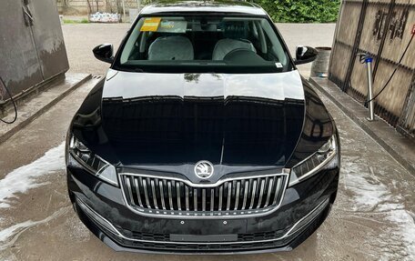 Skoda Superb III рестайлинг, 2024 год, 3 300 000 рублей, 8 фотография