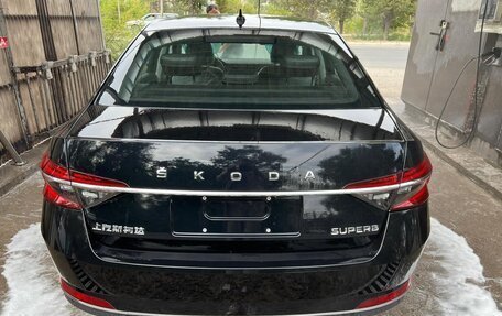 Skoda Superb III рестайлинг, 2024 год, 3 300 000 рублей, 19 фотография