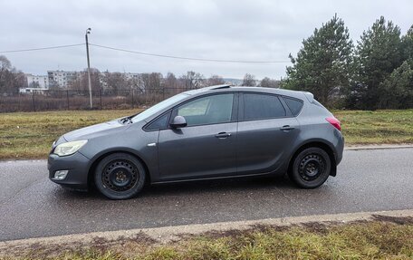 Opel Astra J, 2011 год, 540 000 рублей, 12 фотография