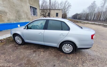 Volkswagen Jetta VI, 2008 год, 500 000 рублей, 6 фотография