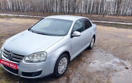 Volkswagen Jetta VI, 2008 год, 500 000 рублей, 2 фотография