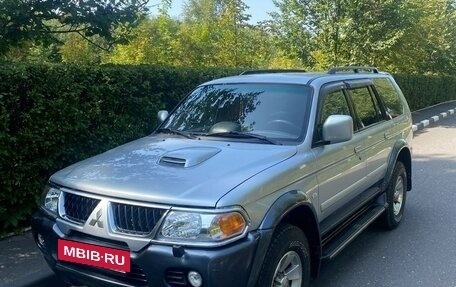 Mitsubishi Pajero Sport II рестайлинг, 2006 год, 875 000 рублей, 2 фотография
