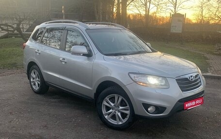 Hyundai Santa Fe III рестайлинг, 2011 год, 1 250 000 рублей, 2 фотография