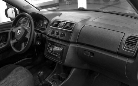 Skoda Fabia II, 2013 год, 749 900 рублей, 5 фотография