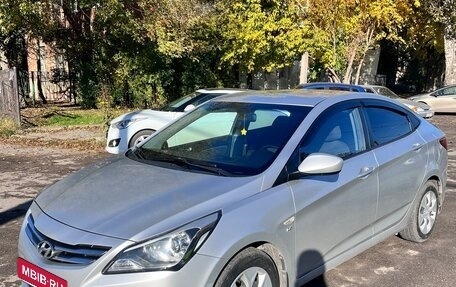 Hyundai Solaris II рестайлинг, 2014 год, 950 000 рублей, 4 фотография