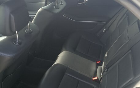 Mercedes-Benz E-Класс, 2011 год, 1 400 000 рублей, 7 фотография